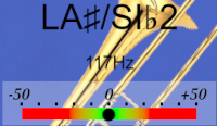Note SI♭ sur l'écran d'un accordeur pour un trombone